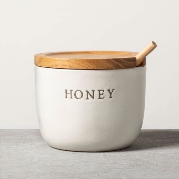 Hearth & Hand Other - Hearth & Hand Magnolia Stoneware Honey Pot with Wood Lid & Dipper Cream/Brown